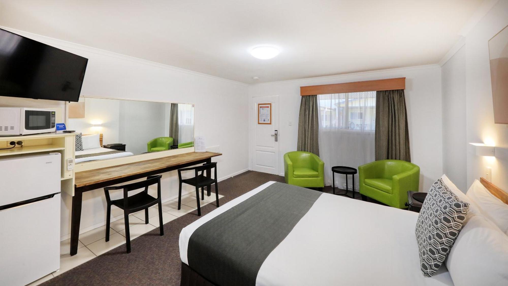 Best Western Caboolture Gateway Motel Экстерьер фото