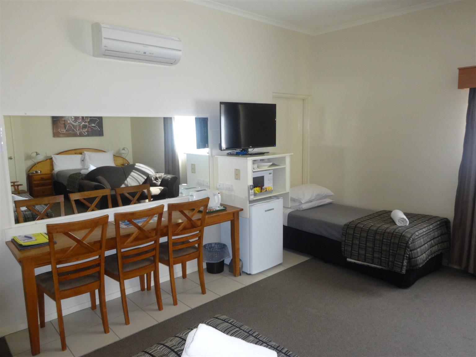 Best Western Caboolture Gateway Motel Экстерьер фото